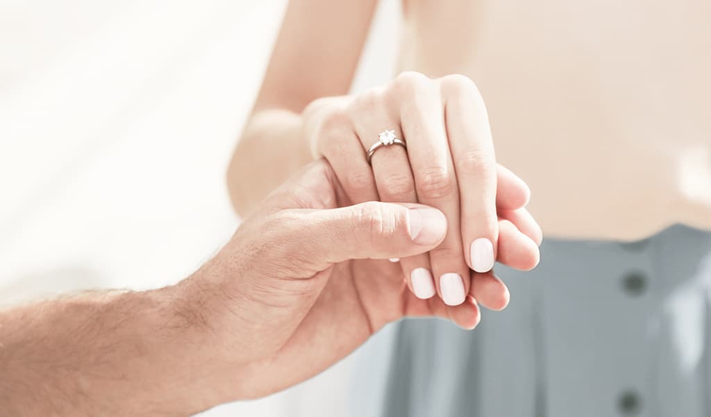 Maximum Fire: Why a Moissanite Necklace is the Perfect Accessory